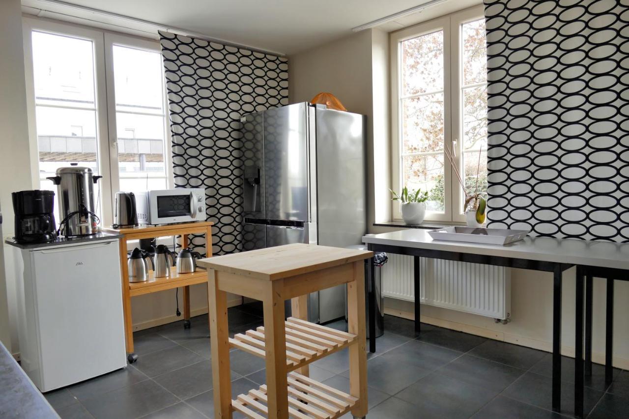 De Oude School Apartment Vise Exterior photo